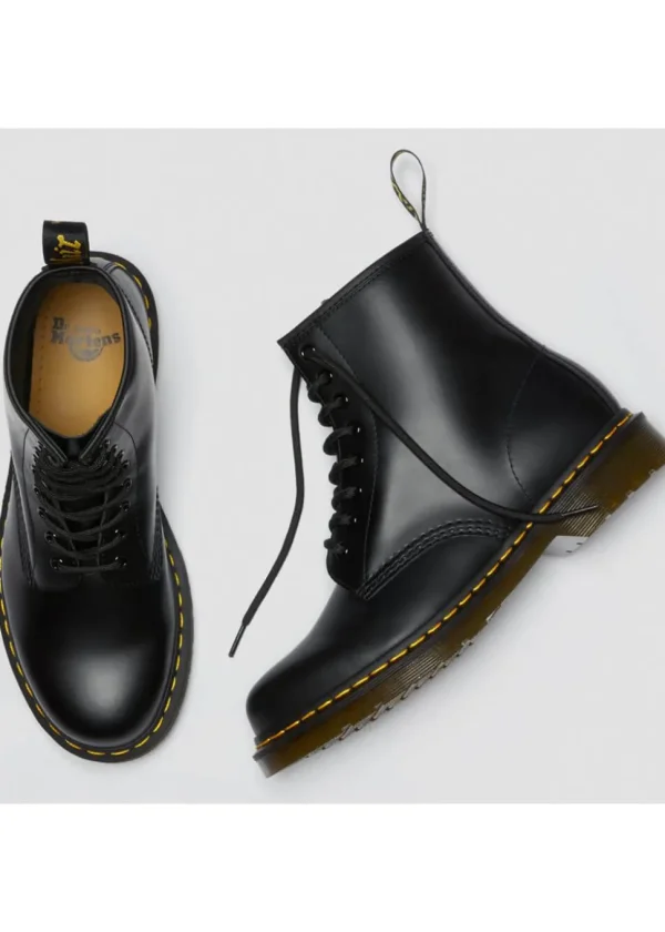 Dr. Martens 1460 Smooth Boots Black