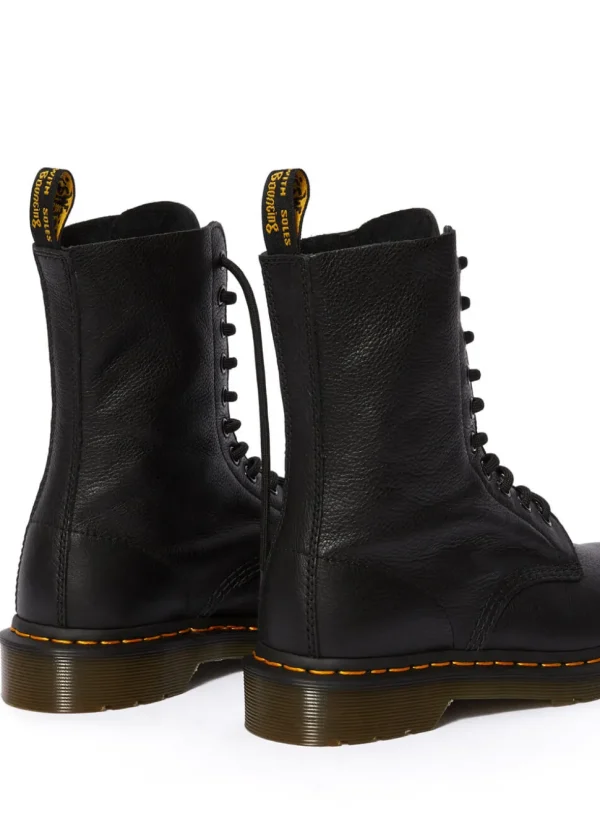 Dr. Martens 1490 Virginia Leather Boots Black