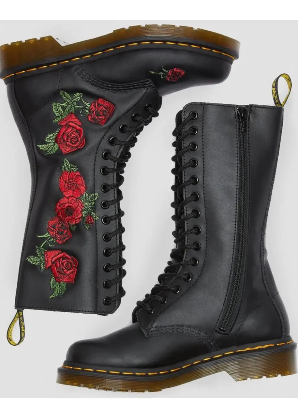 Dr. Martens 1914 Vonda Boots Black