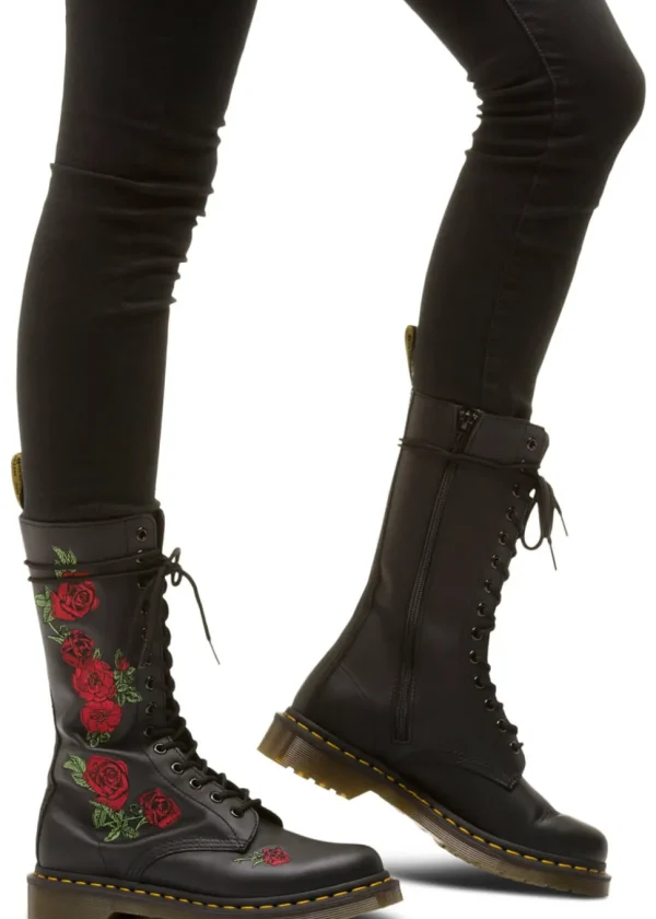 Dr. Martens 1914 Vonda Boots Black