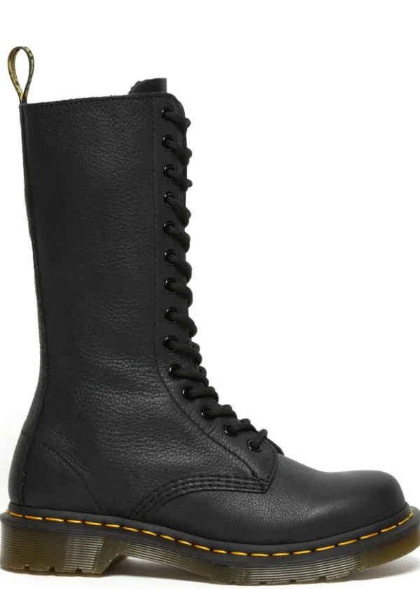 Dr. Martens 1B99 Virginia Boots Black