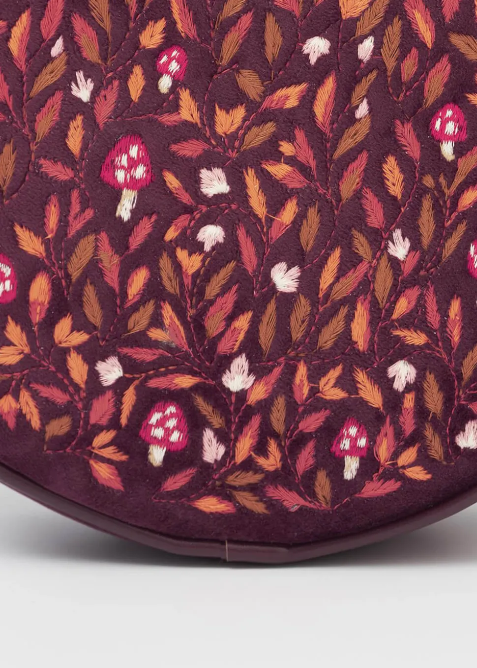 fable_england_magical_mus_2-1.webp Fable England Magical Mushroom Velvet Circle Bag Burgundy