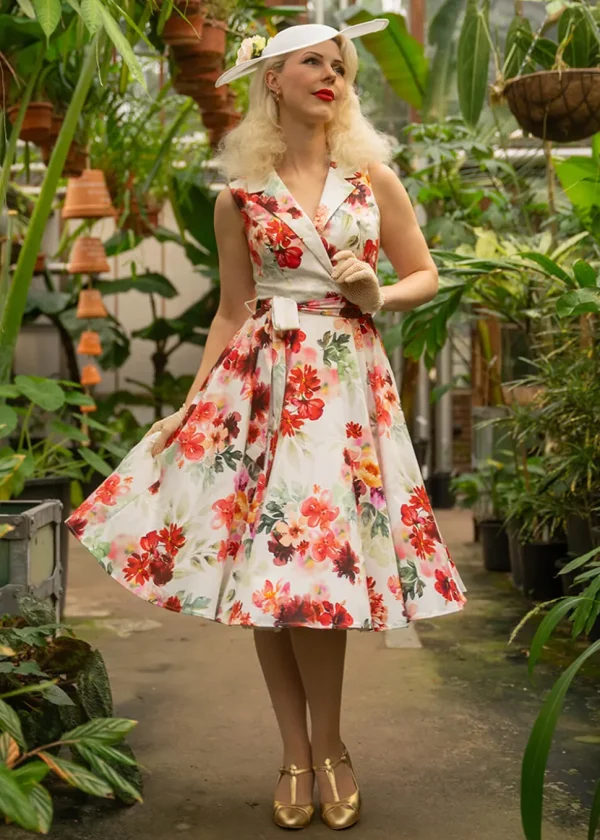 Hearts & Roses Adelyn Floral 50's Swing Dress White