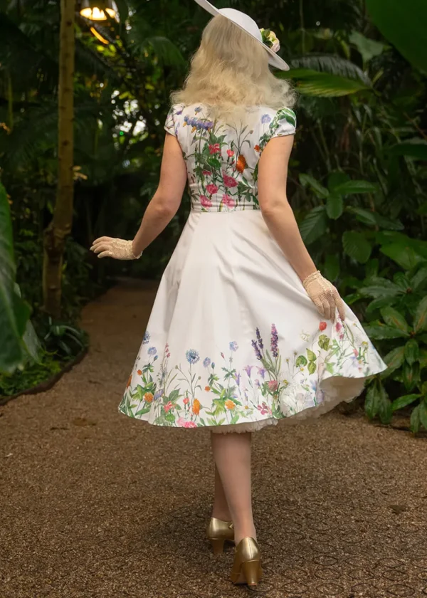 Hearts & Roses Autumn Floral 50's Swing Dress White