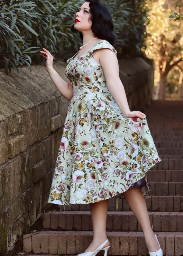 Hearts & Roses Emilia Floral 50's Swing Dress Green