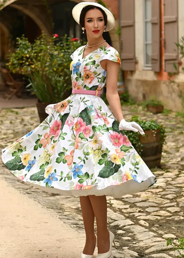 Hearts & Roses Lottie Floral 50's Swing Dress White
