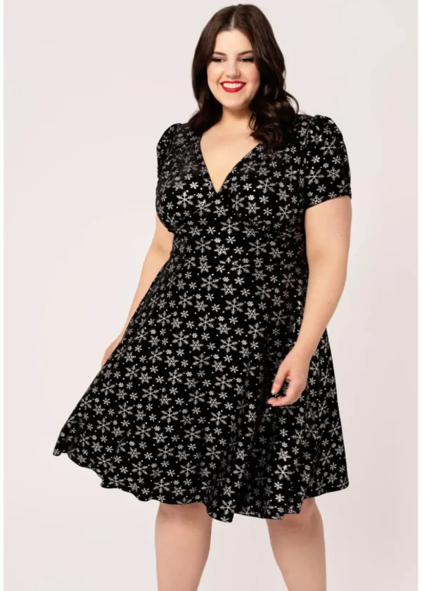 Hell Bunny Eve Snowflakes Velvet 40's A-Line Dress Black