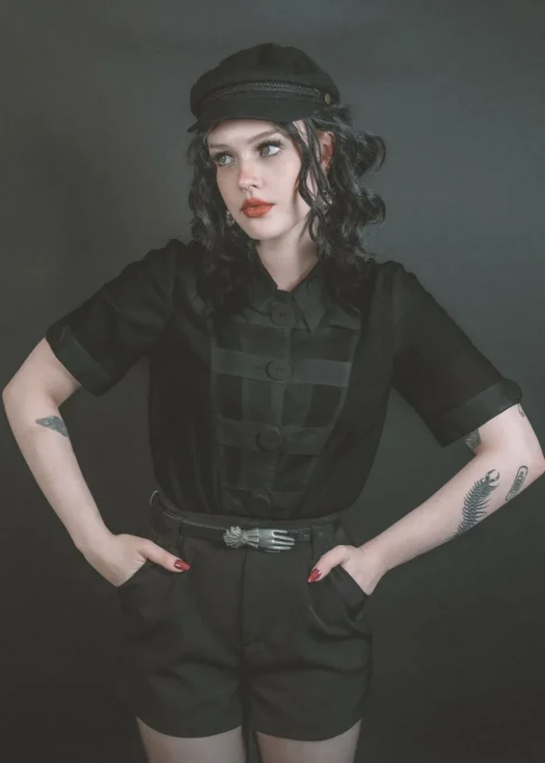 Lively Ghosts Scissorhands 60's Shirt Black