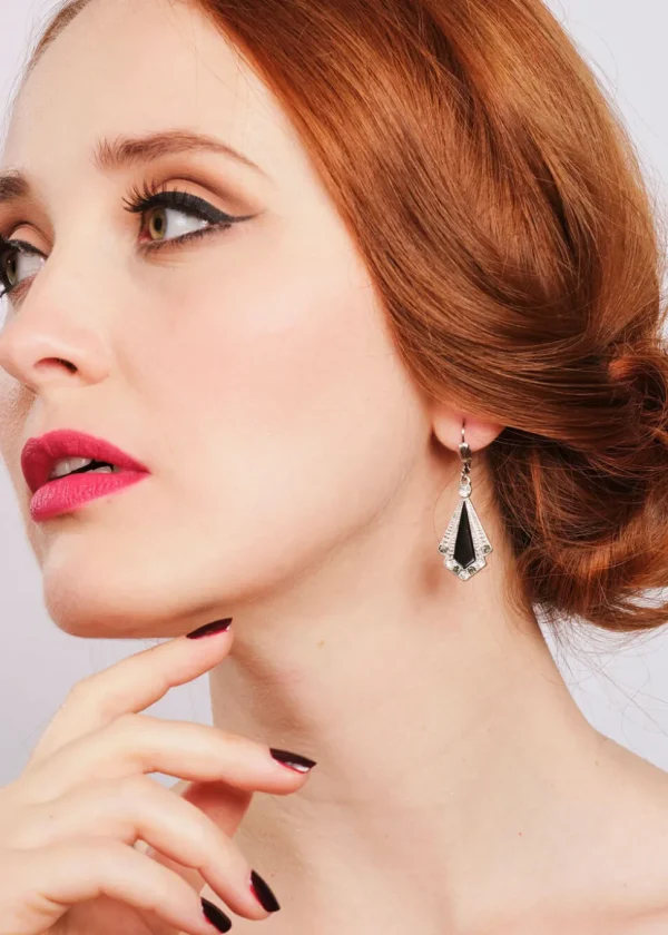 Love Vintage Enamel Art Deco 20's Earrings Black