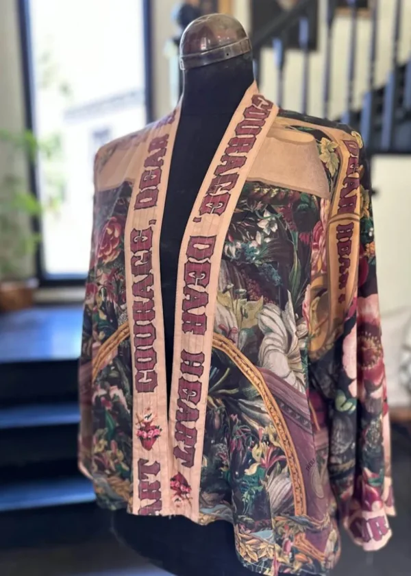 Market Of Stars Courage Dear Sacred Heart Short Kimono Multi