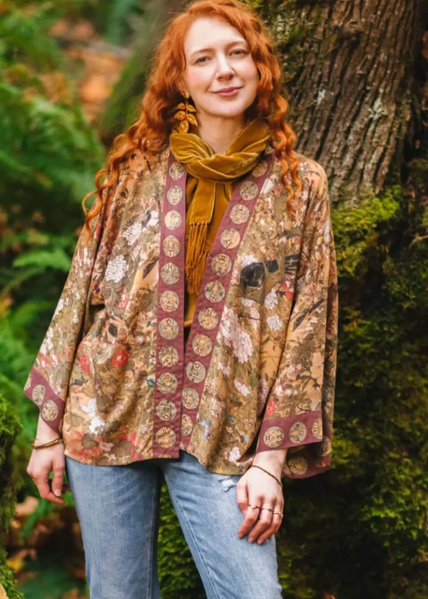 Market Of Stars Dreamweaver Art Nouveau Mucha Short Kimono Brown