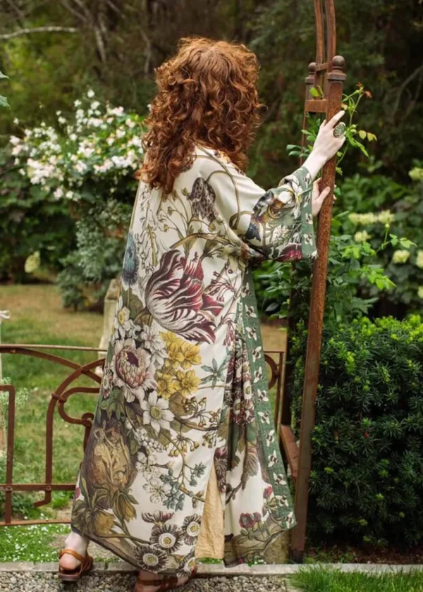 Market Of Stars Love Grows Wild Long Kimono