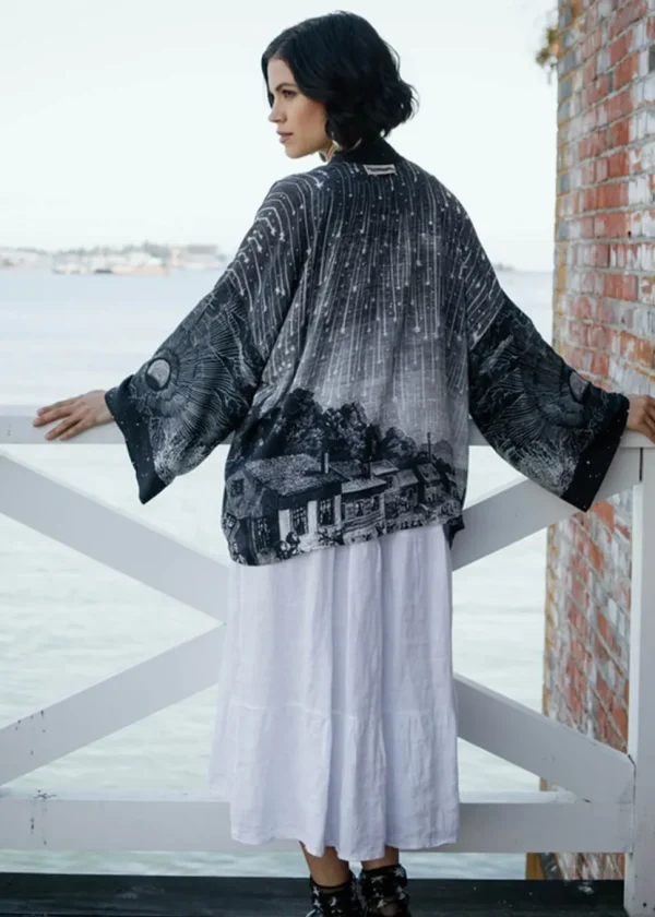 Market Of Stars Stargazer Falling Stars Short Kimono Black