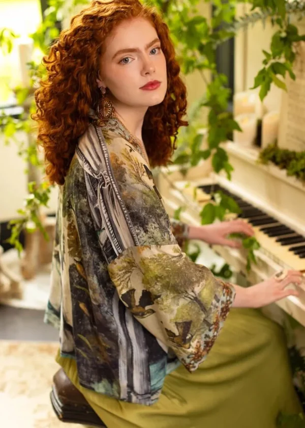 Market Of Stars Theatre Of Dreams Swan Short Kimono Multi