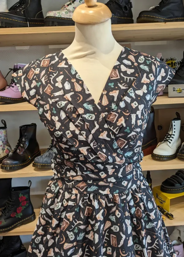 Retrolicious Greta Dark Academia 50's Swing Dress Multi