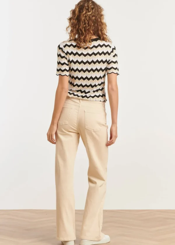 Smashed Lemon Hypnotizing Knitted Top Sand Black
