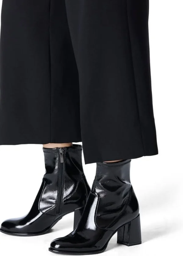 Tamaris Fiona Patent Boots Black