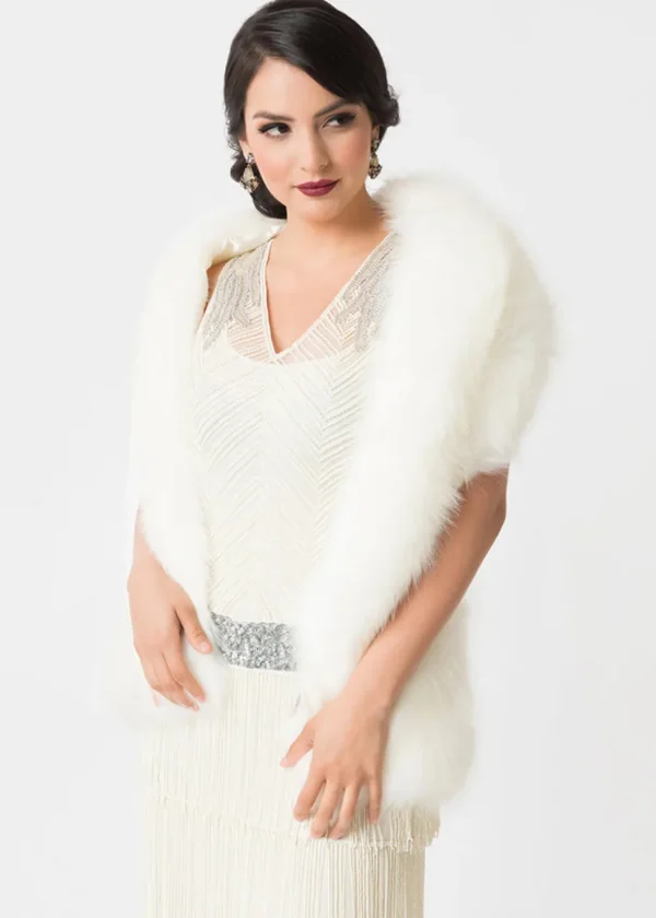 Unique Vintage Faux Fur Stola White