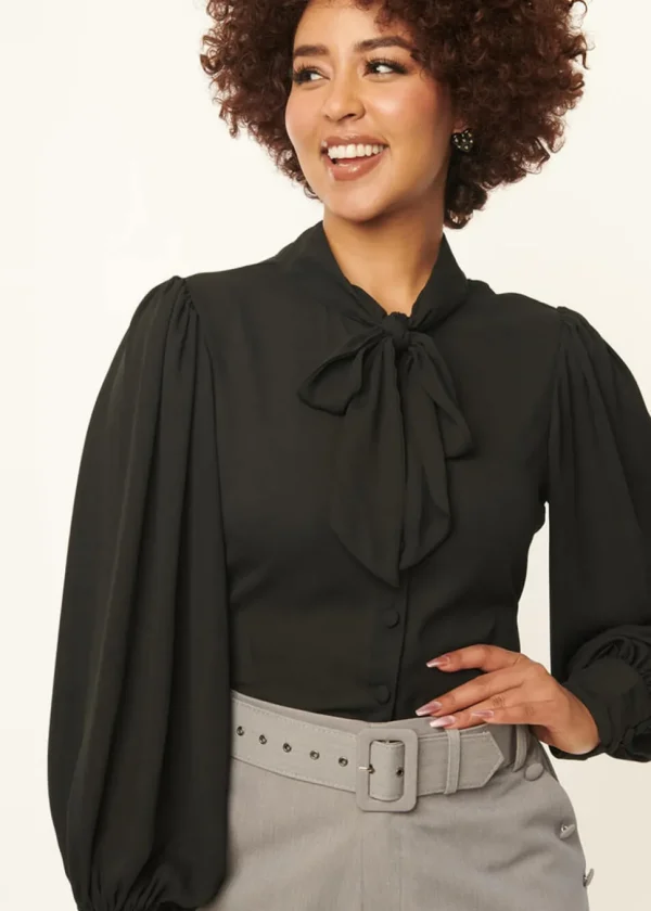 Unique Vintage Gwen 40's Blouse Black