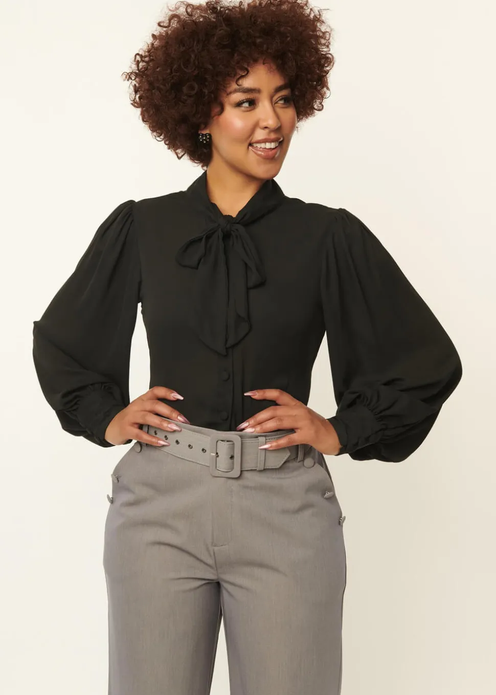 Unique Vintage Gwen 40's Blouse Black